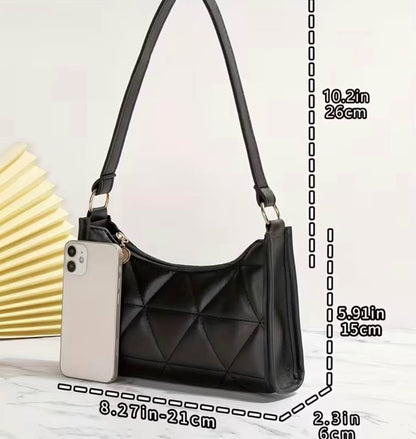 Cartera elegante color negro con diseño de rombos