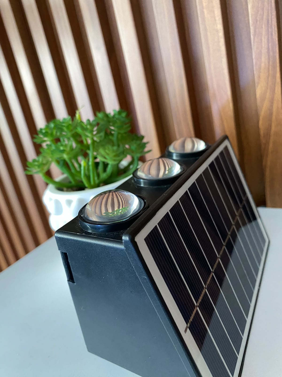 Lampara de luz solar