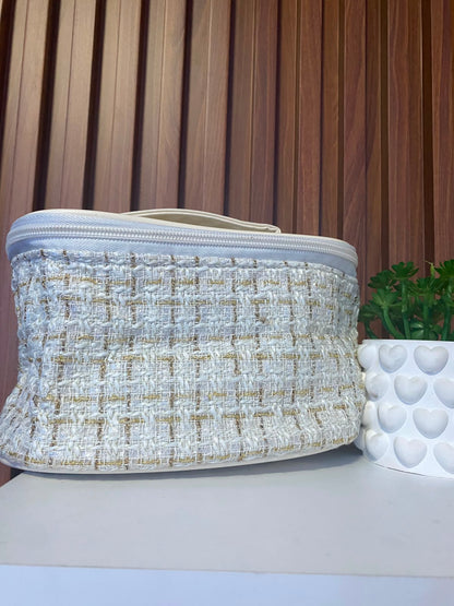 Neceser blanco con toques dorados