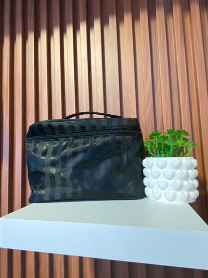 Lindo Neceser color negro