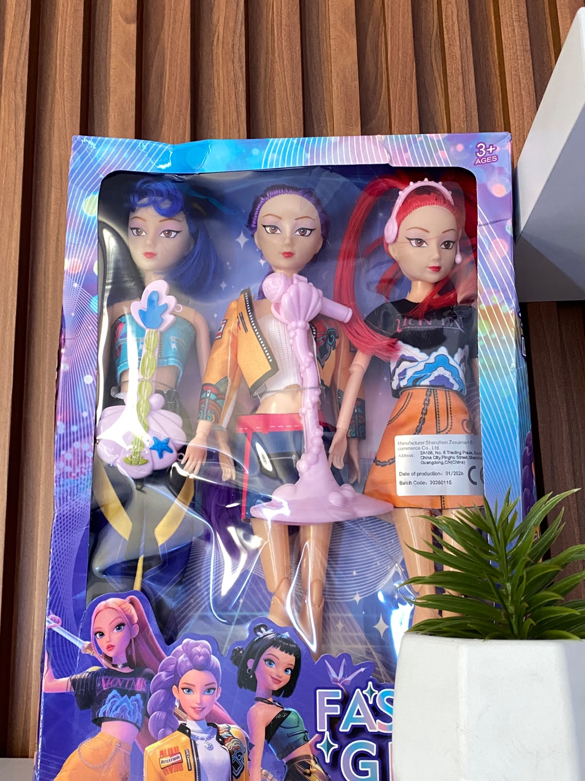 Hermosas Muñecas kpop Demons hunters incluye 3 muñecas(Tamaño de una Barbie)